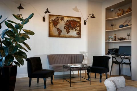 26-inch flat-screen TV with satellite channels, TV, computer monitors