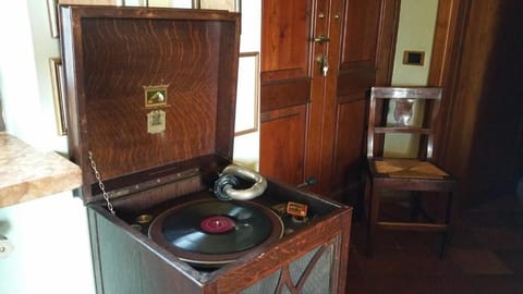 Fridge, electric kettle