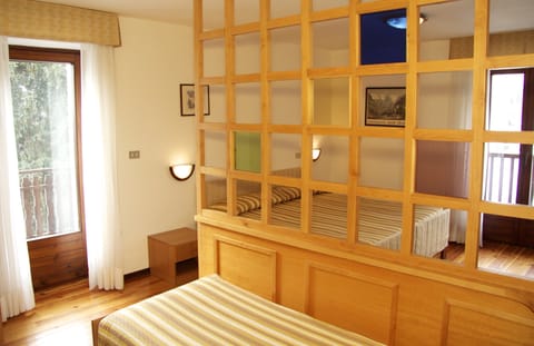 Triple Room | In-room safe, cribs/infant beds, rollaway beds, free WiFi