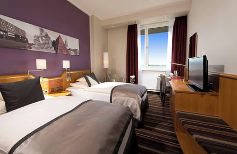 Premium bedding, in-room safe, desk, soundproofing