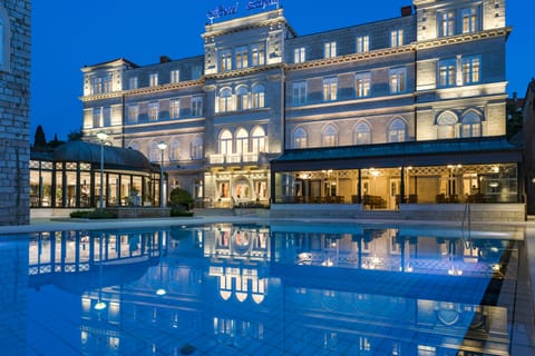 Front of property - evening/night