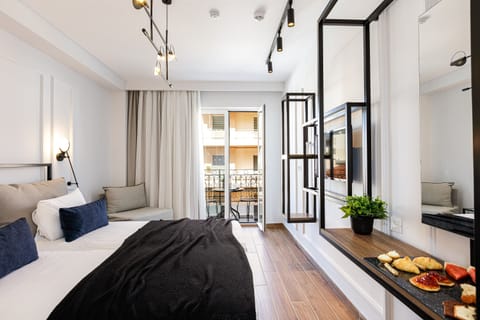 Premium bedding, down comforters, pillowtop beds, minibar