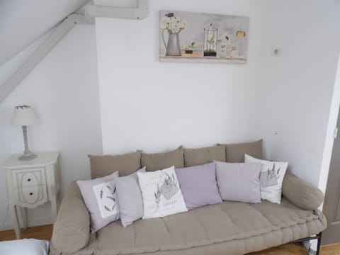 Comfort Suite | Premium bedding, memory foam beds, individually decorated