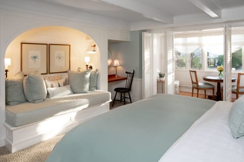 Porch King w/ Small Daybed | Premium bedding, pillowtop beds, in-room safe, individually decorated