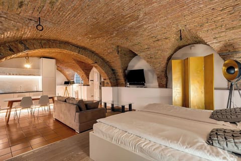 Dungeon Apartment  | Iron/ironing board, free WiFi, bed sheets