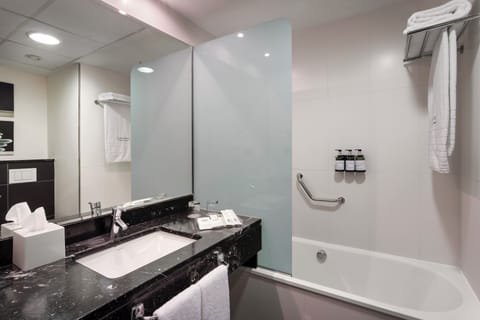 Eco-friendly toiletries, hair dryer, bidet, towels