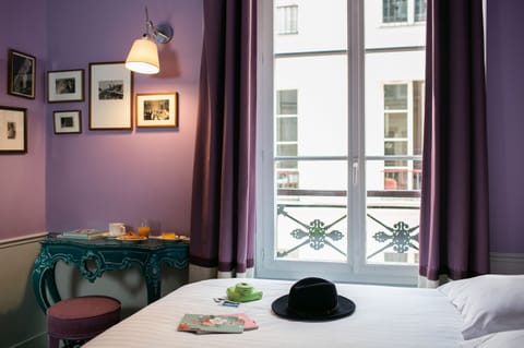 Small Double Room unusual | Premium bedding, in-room safe, soundproofing, iron/ironing board