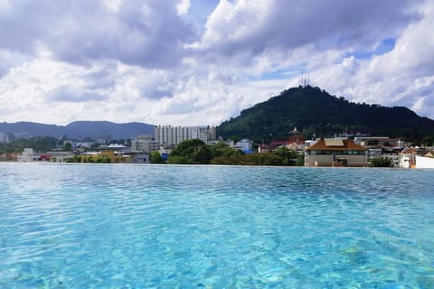 Outdoor pool, sun loungers