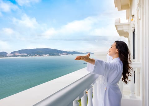 Beach/ocean view