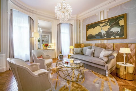 Suite Duke of Westminster | Premium bedding, down comforters, pillowtop beds, minibar