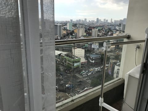 1 Bedroom Unit | Balcony view