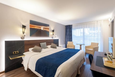 Superior Double Room | Premium bedding, minibar, in-room safe, individually furnished