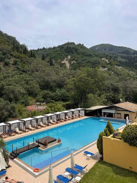 Seasonal outdoor pool, sun loungers