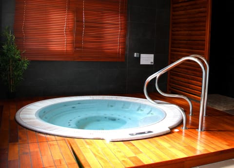 Hot stone massages, deep-tissue massages, massages