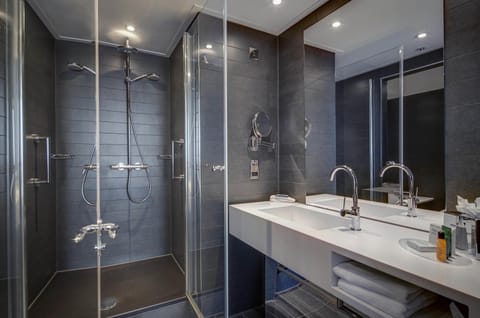 Free toiletries, hair dryer, towels, soap