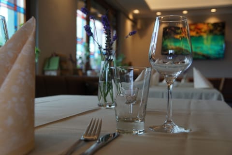 Lunch and dinner served, Regional cuisine