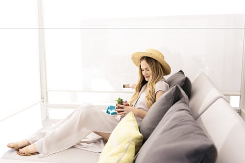 Outdoor pool, open 7:00 AM to 10:30 PM, cabanas (surcharge)