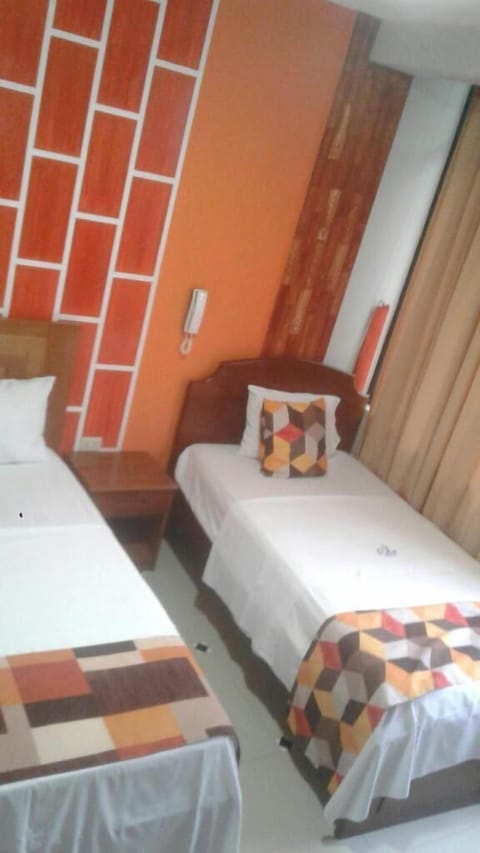 Twin Room | Free WiFi