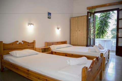 Comfort Triple Room | Interior