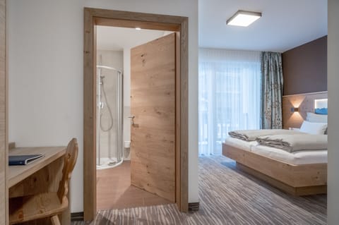 Comfort Double Room, Balcony (Seenplatte) | Hypo-allergenic bedding, down comforters, in-room safe, desk