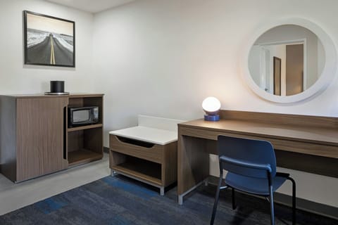 Premium bedding, pillowtop beds, in-room safe, blackout drapes