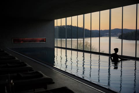 Indoor pool, seasonal outdoor pool, sun loungers