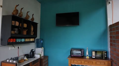 Shared fridge, microwave