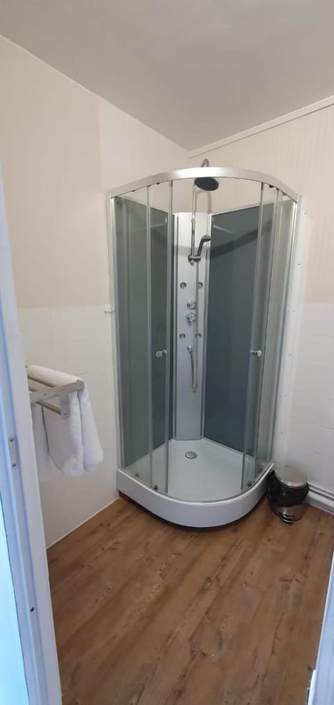 Free toiletries, towels