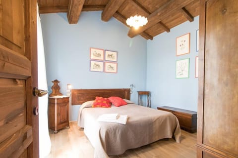 Apartment, Garden View | 1 bedroom, individually decorated, individually furnished, desk