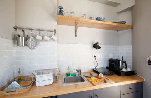 Panoramic Suite, 1 Double Bed, Non Smoking | Private kitchen | Mini-fridge, electric kettle, paper towels