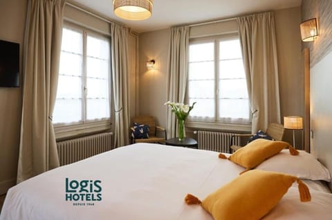 Premium Double Room | Premium bedding, individually decorated, desk, free WiFi