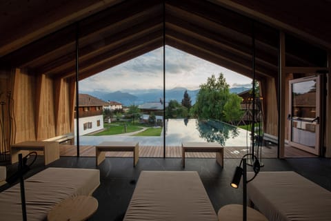 Indoor pool, outdoor pool
