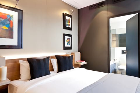 Classic Room | Frette Italian sheets, premium bedding, pillowtop beds, in-room safe