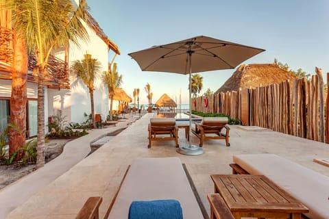 Outdoor pool, pool umbrellas, sun loungers