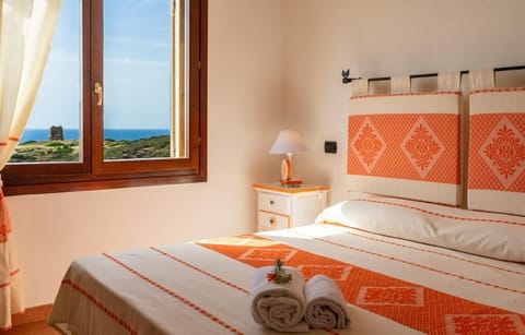 Classic Double Room | Minibar, in-room safe, desk, free WiFi