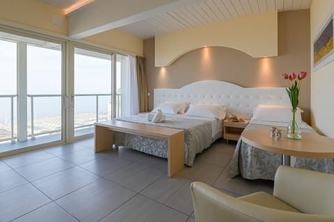 In-room safe, desk, free WiFi, wheelchair access