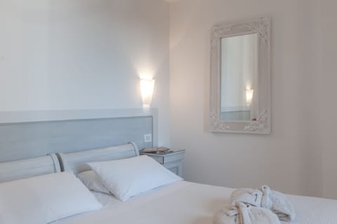 Standard Double or Twin Room | Down comforters, pillowtop beds, minibar, in-room safe