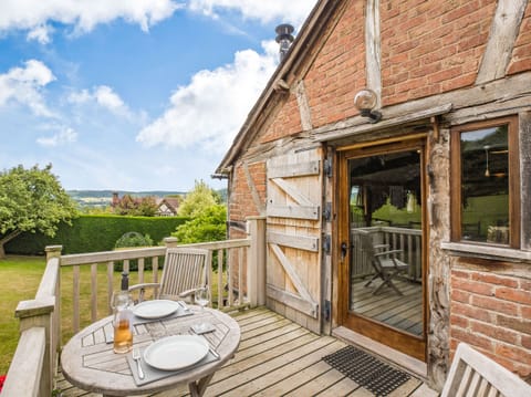 Cottage | Balcony