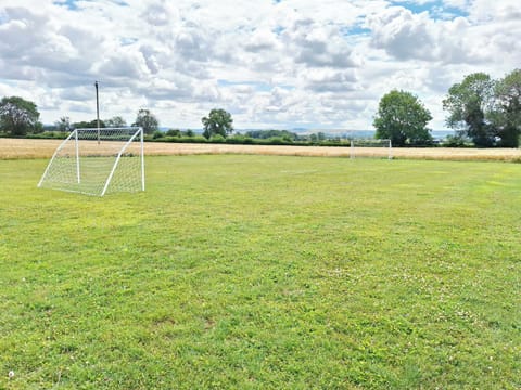 Cottage | Sport court