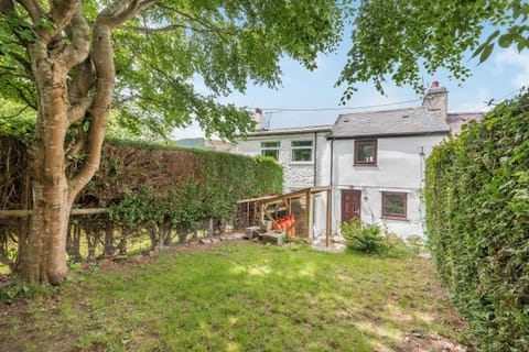 Cottage | Front of property