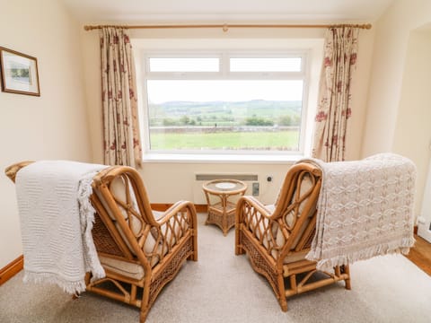 Cottage | Living room | TV, DVD player