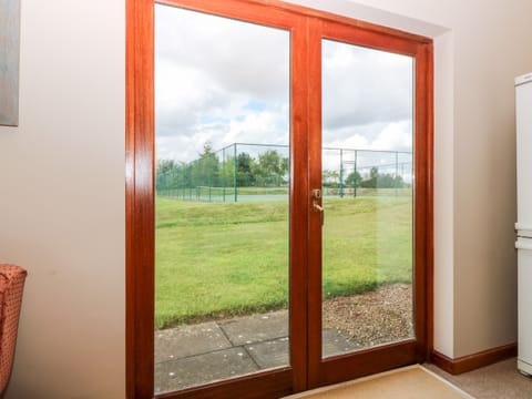 Cottage | 2 bedrooms, individually decorated, individually furnished, free WiFi