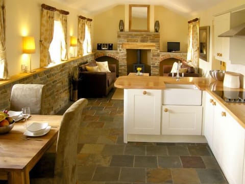 Cottage | Interior