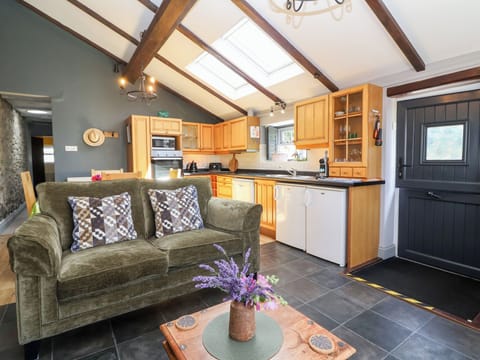 Cottage | Living area | TV, DVD player