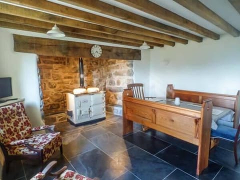 Cottage | 4 bedrooms, individually decorated, individually furnished, free WiFi