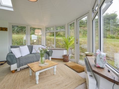 Cottage | Living room | TV, DVD player