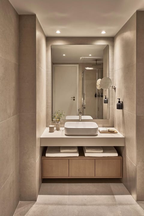 Shower, free toiletries, hair dryer, bathrobes