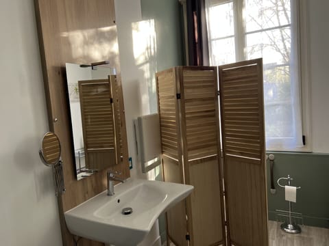 Room, Accessible (Chambre Boisée) | Bathroom | Shower, free toiletries, hair dryer, towels