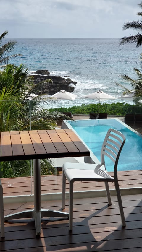 Beach/ocean view