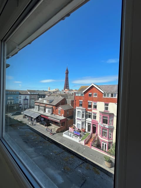Premium Quadruple Room | Iron/ironing board, free WiFi, bed sheets